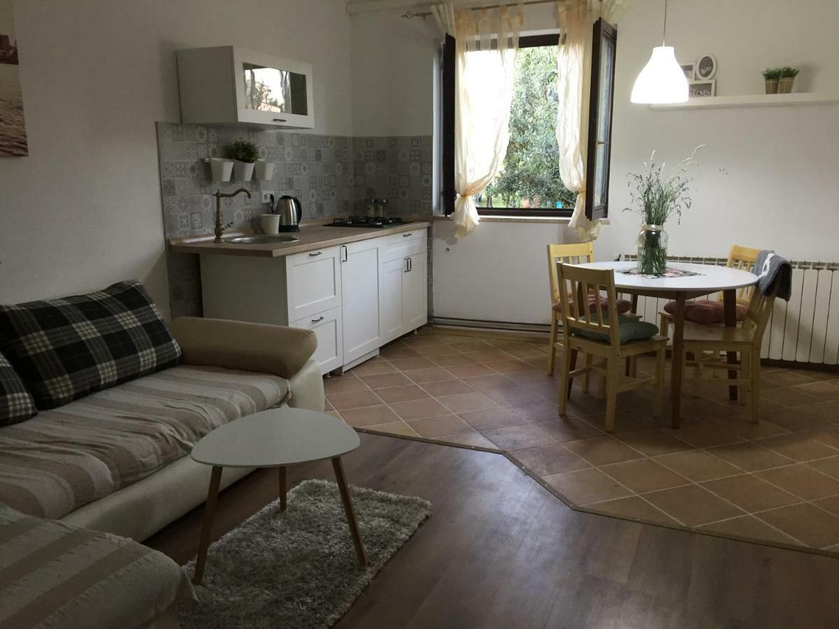 Apartment Villa Rossa Porec Esterno foto